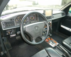 Mercedes Benz190E2.5-16V D車