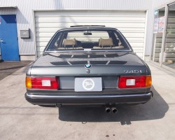 BMW 745i (E23)