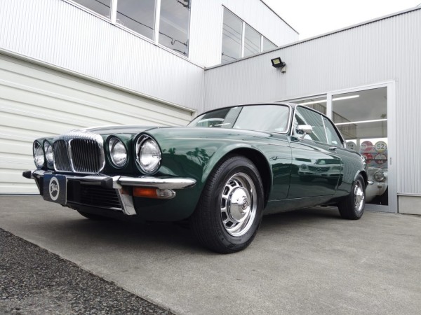 1977y DAIMLER Sovereign 4.2 C  入庫しました！サムネイル