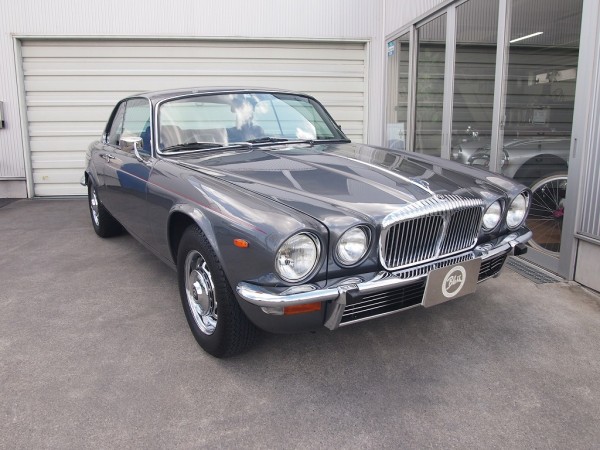 1975y DAIMLER Sovereign 4.2 Coupe 入庫しました！サムネイル