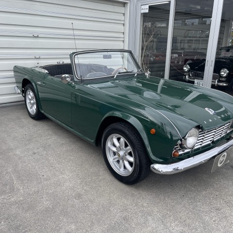 1962y TRIUMPH TR4 入庫しました！